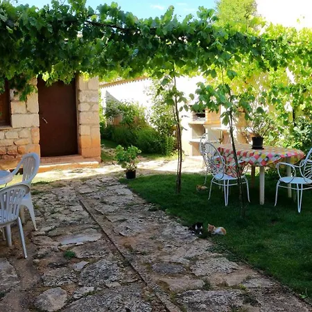Ferienhaus Lutia *